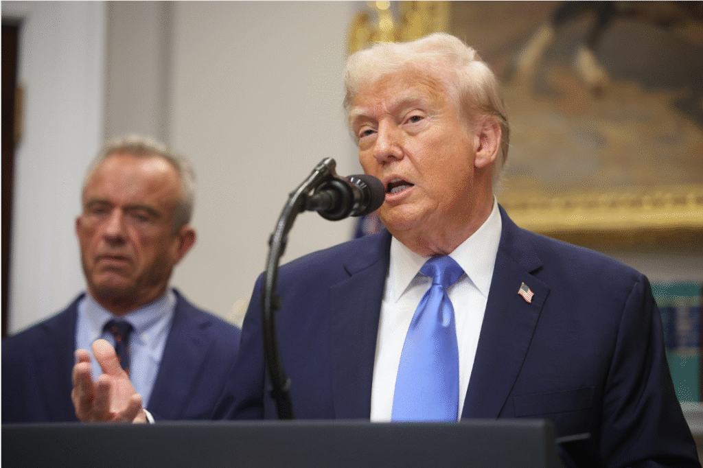 Trump vincula el paracetamol con el autismo, pese a que no hay evidencia científica