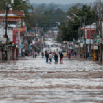 suman_48_muertos_y_miles_de_damnificados (2)