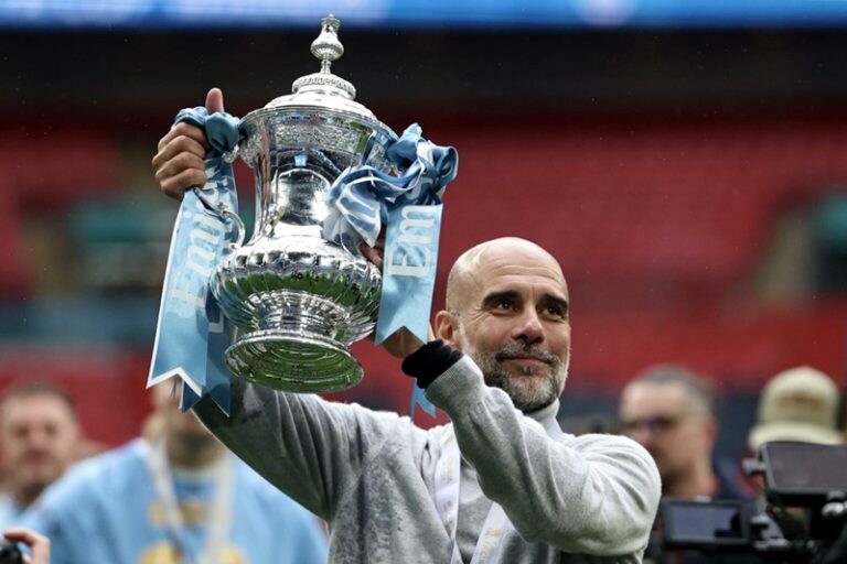 Guardiola ultima su salida del Manchester City, según medios británicos